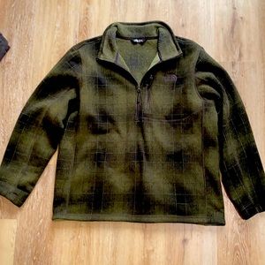North face pullover